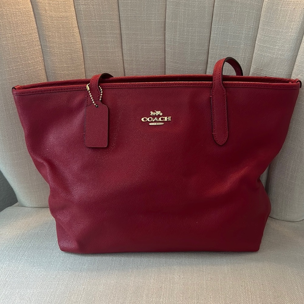 Coach Pebbled Leather Tote Bag